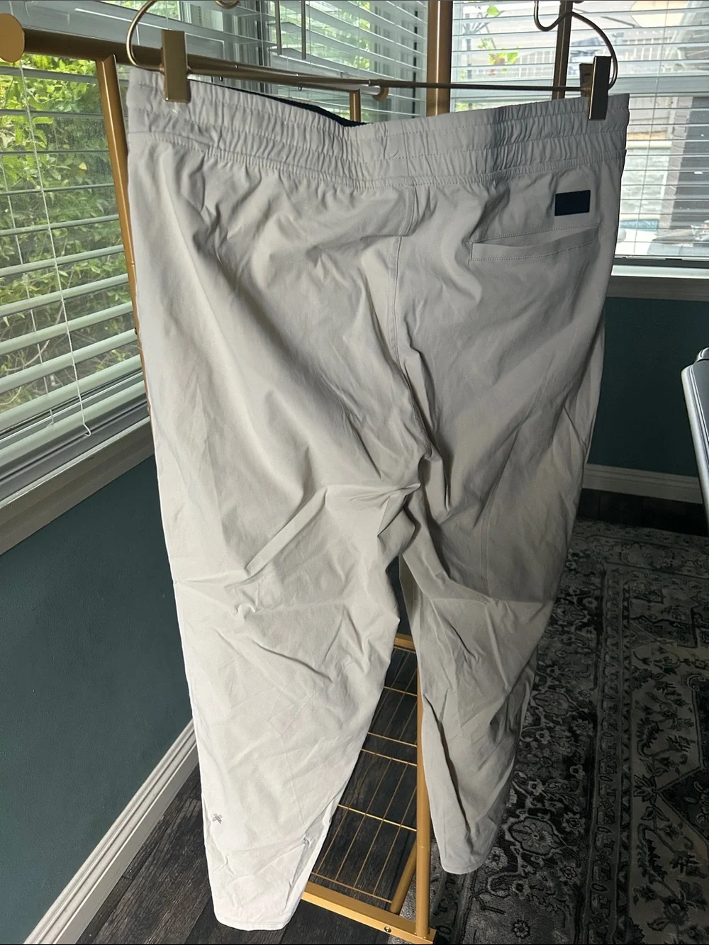 Kenneth Cole Men's cream XL NWT Drawstring Joggers